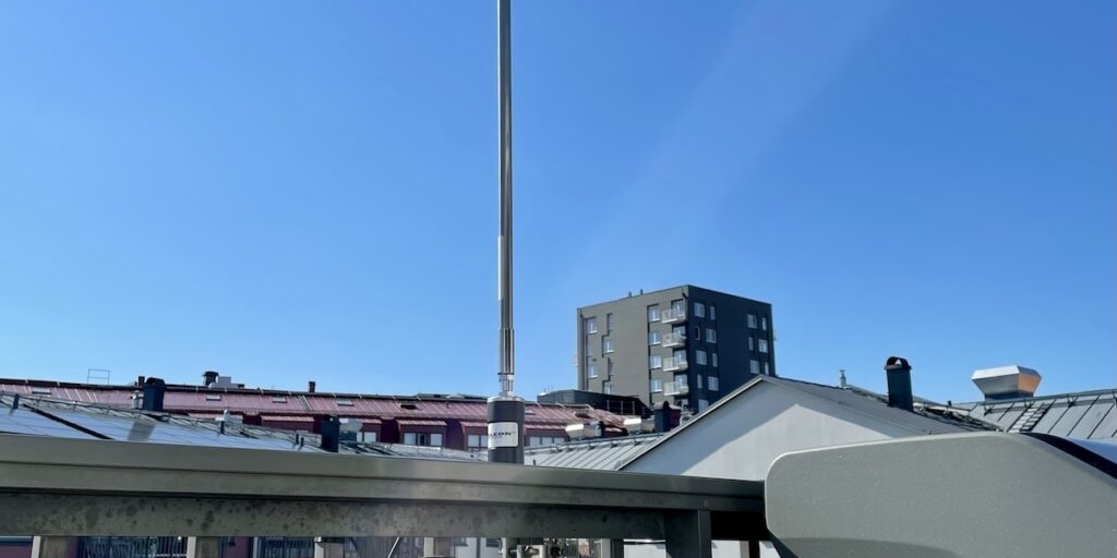 Balcony Antenna